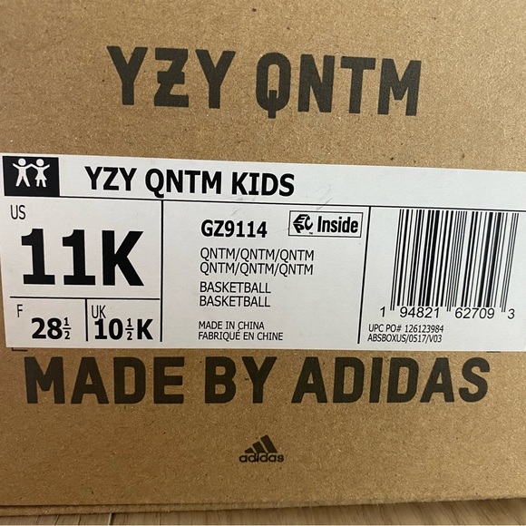 Yeezy Quantum Kids Basketball Lifestyle Model Size 11K Made by Adidas - Picture 11 of 12